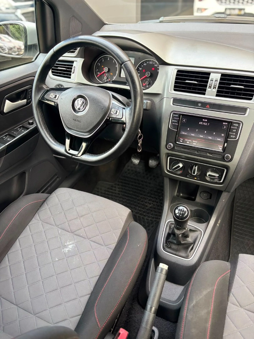 Volkswagen Fox 1.6 MSI Total Flex Xtreme 4P Manual - foto 12
