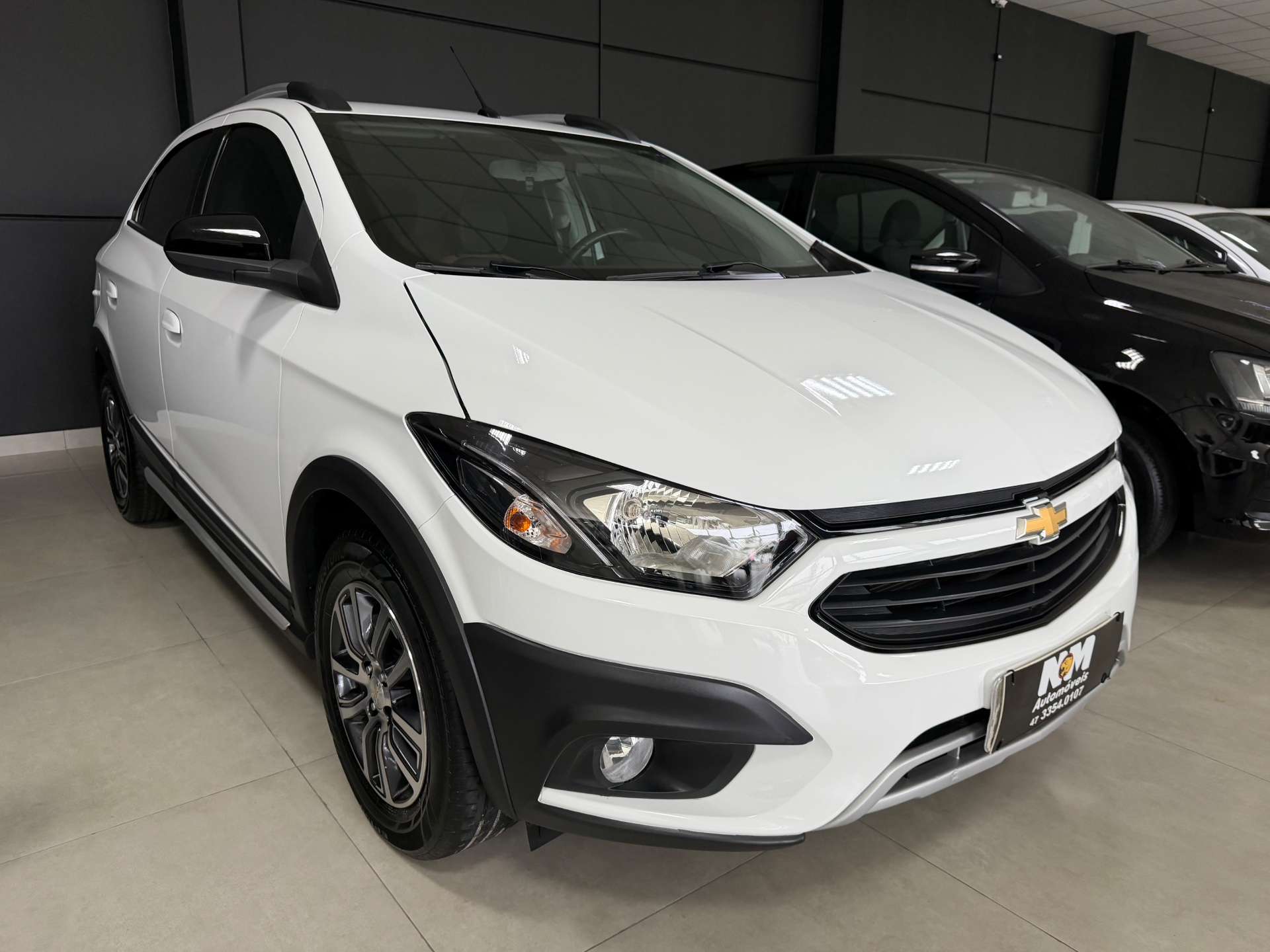 Chevrolet Onix HATCH ACTIV 1.4 8V Flex 5p Mec.  1
